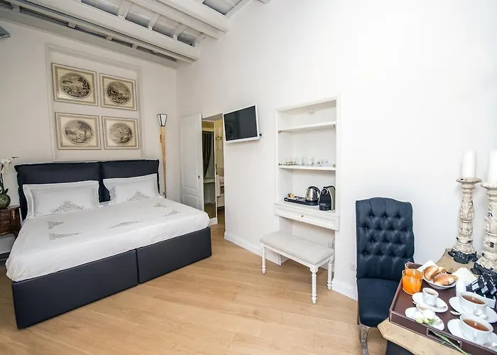 Starhome Pantheon Rome
